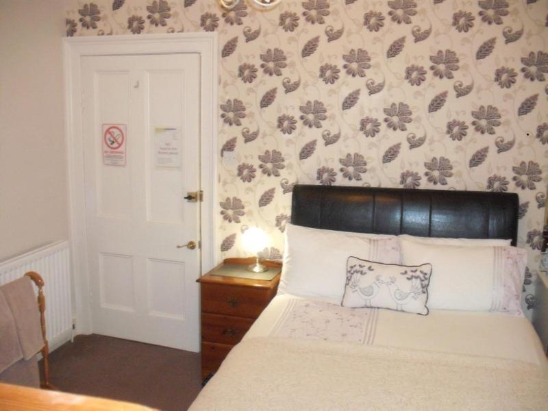 The Homestead Guest House Cairnryan Phòng bức ảnh