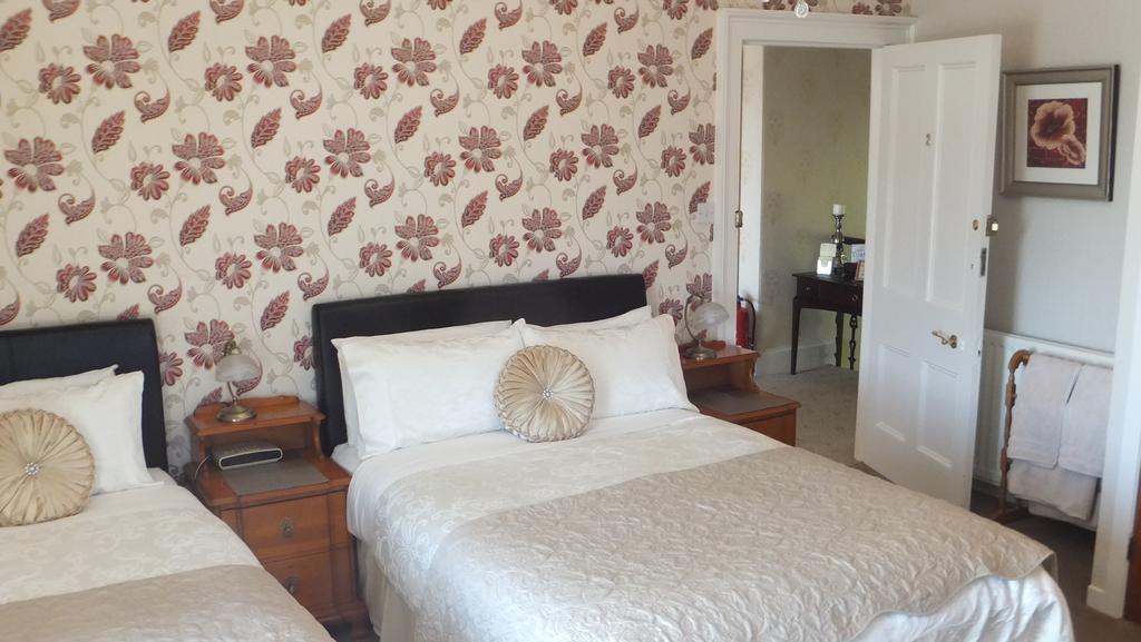 The Homestead Guest House Cairnryan Phòng bức ảnh